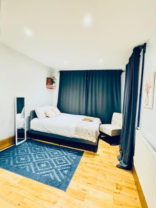 Cosy Flat Near Tower Bridge And Shard *