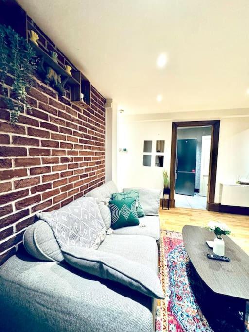 Cosy Flat Near Tower Bridge And Shard